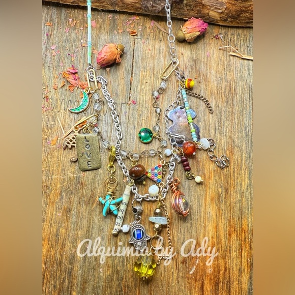 Layered multi gemstones and pendants necklace - Picture 1 of 6